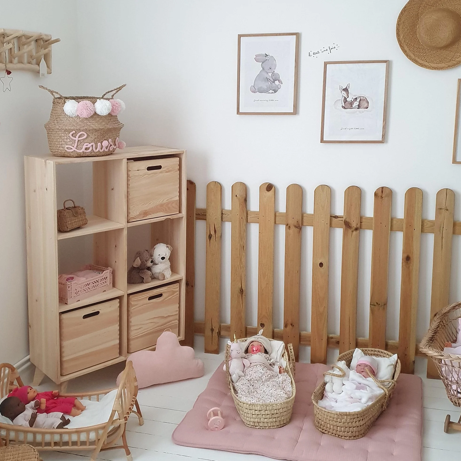 Astigarraga Kit Line Regał modułowy 6 kostek Dinamic, lite drewno sosnowe 105,4x70,8x33 cm