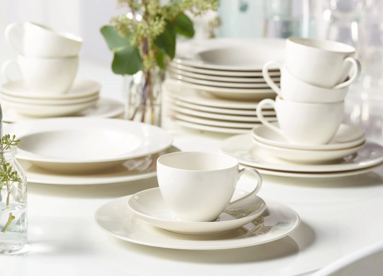 VILLEROY & BOCH vivo by Villeroy & Boch Group – Basic White, zestaw kombi, 30-częściowy, 750 ml, Porcelana Premium, biały