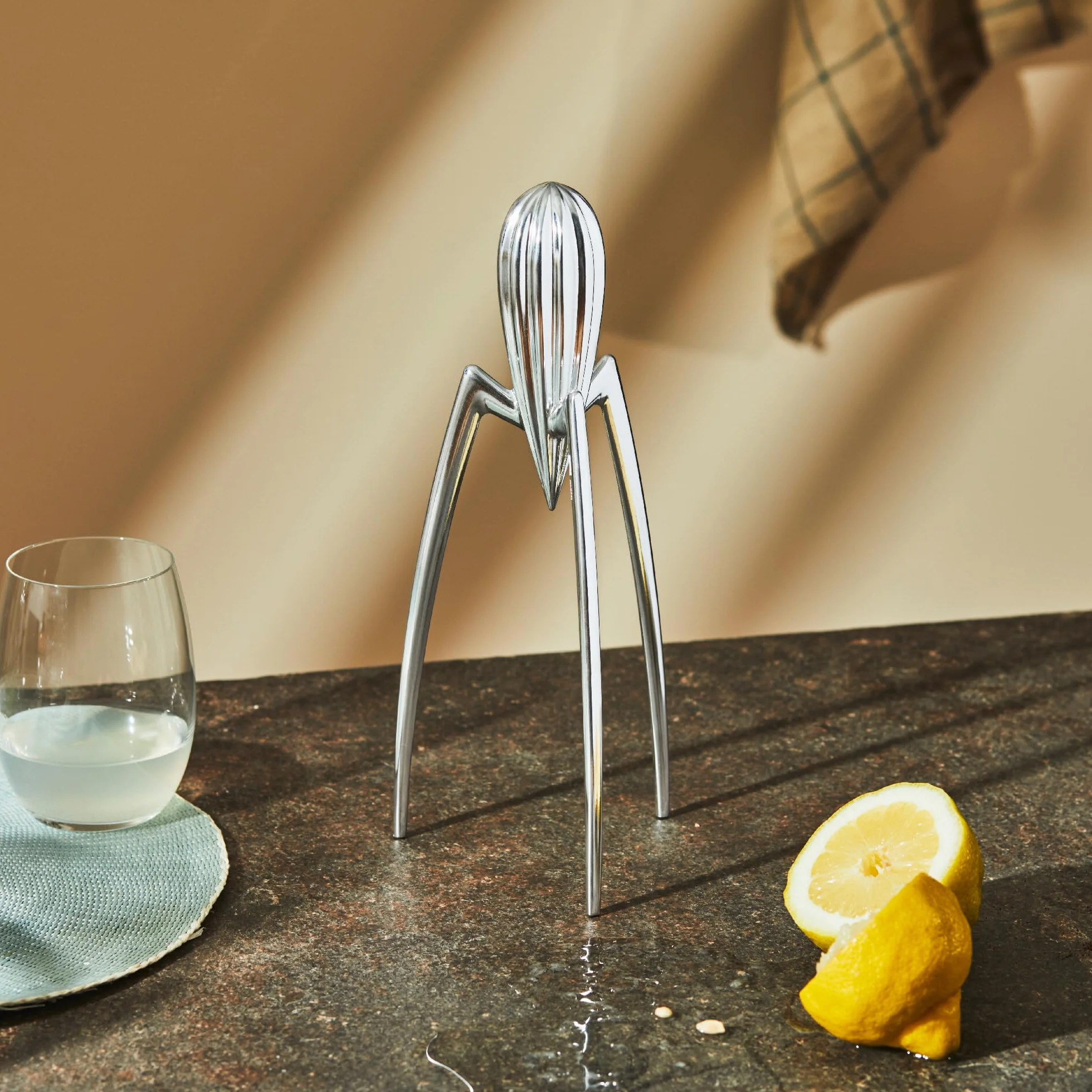 Alessi PSJS sokowirówka do cytrusów, aluminium, polerowana na wysoki połysk